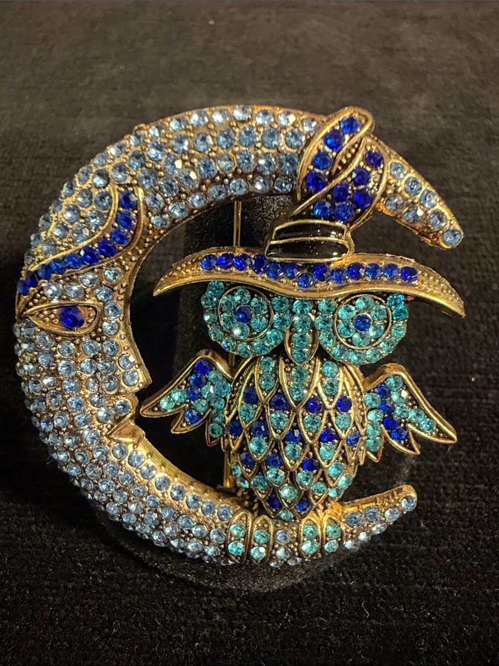 Crystal Owl on Crescent Moon Brooch - Blue & Teal  NWOT  P01